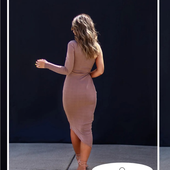 VICI Bodycon Ruched Midi Dress in Chocolate - Picture 3 of 3